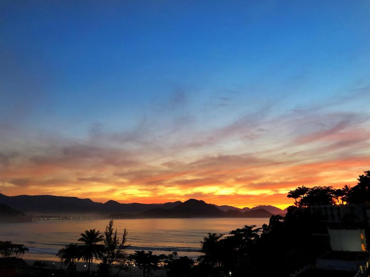 Apartamento Ubatuba Vista Para O Mar E Pe Na Areia - Praia Das Toninhas Buitenkant foto